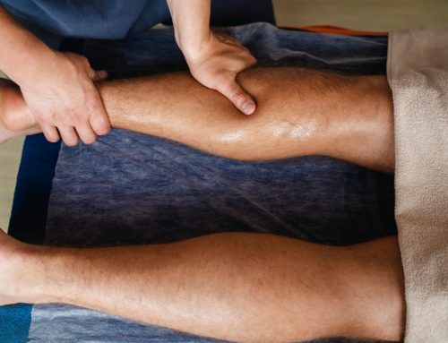 Beneficios del masaje en pies y pantorrillas en encuentros gays   